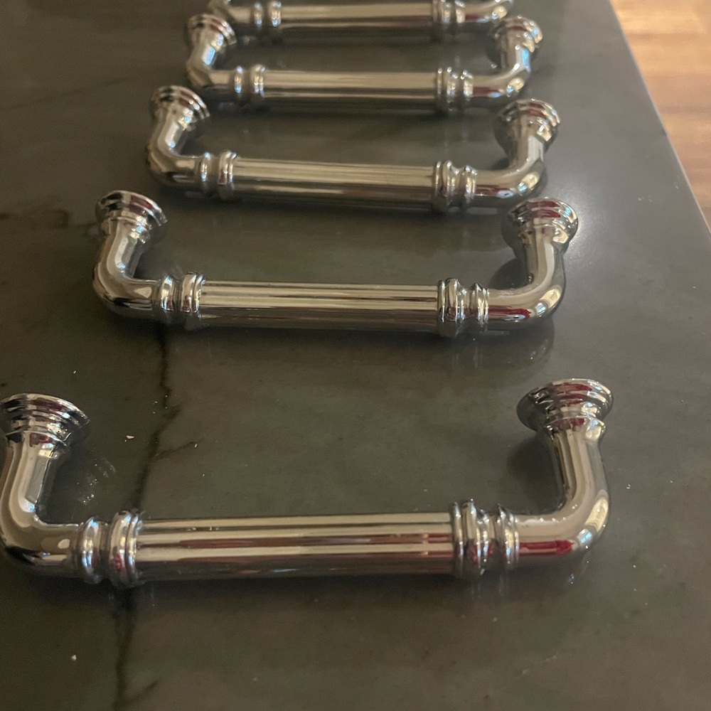 Top knobs Reeded drawer pull. Set of 8 - Picture 2 of 9